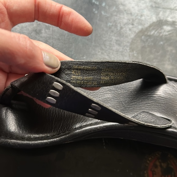 Olukai thong sandals - Picture 7 of 8